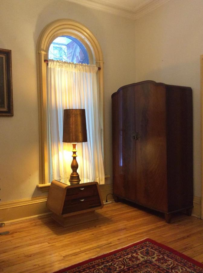Gold Door Inn Ottawa Dış mekan fotoğraf
